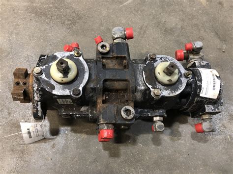 john deere 260 lift pump